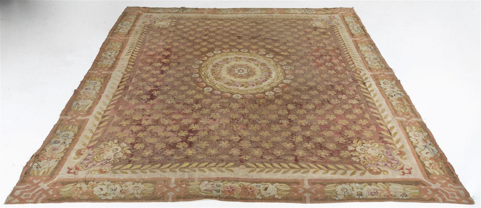 FRENCH AUBUSSON CARPET, 19TH CENTURYFrench