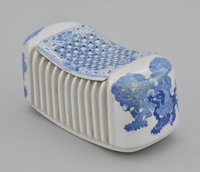 A Japanese Blue White Porcelain b665c