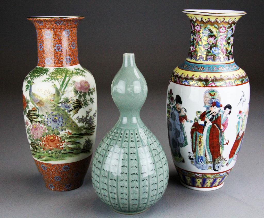  3 Chinese And Korean Porcelain 172507