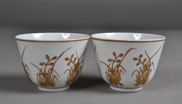 Pair Chinese White and Golden Orchid 17159d