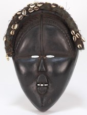 AFRICAN DAN TRIBE CARVED   2999d1