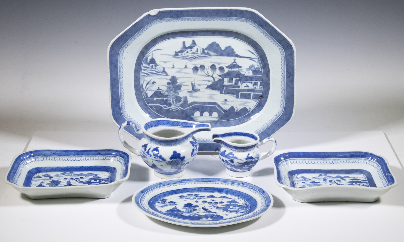 CHINESE EXPORT BLUE WHITE CANTON 2b3bbd