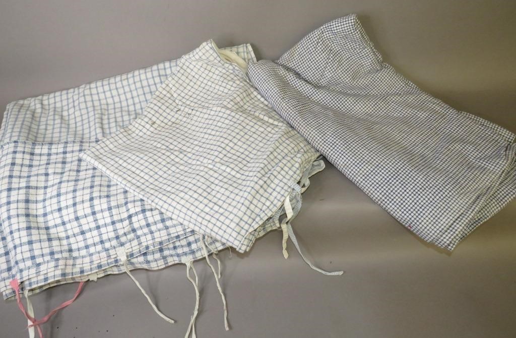 3 PIECES BLUE AND WHITE CHECK LINENSca  2b72d3