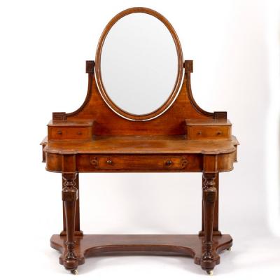 A Victorian mahogany dressing table 2de744