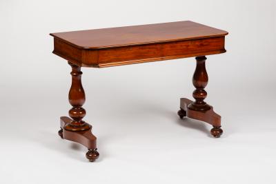 A Victorian mahogany dressing table  2dce5e