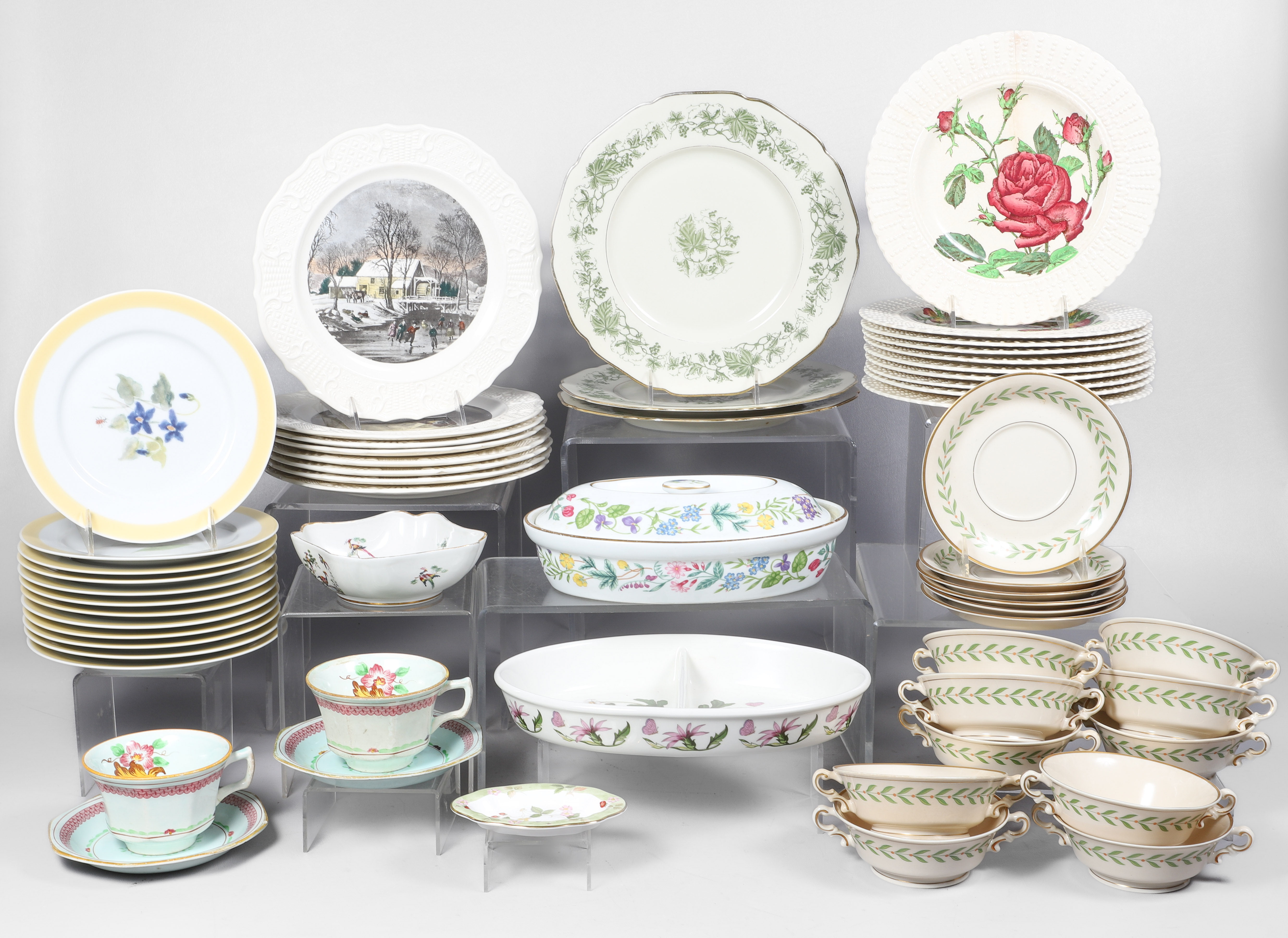 Porcelain table items plates  2e1e62