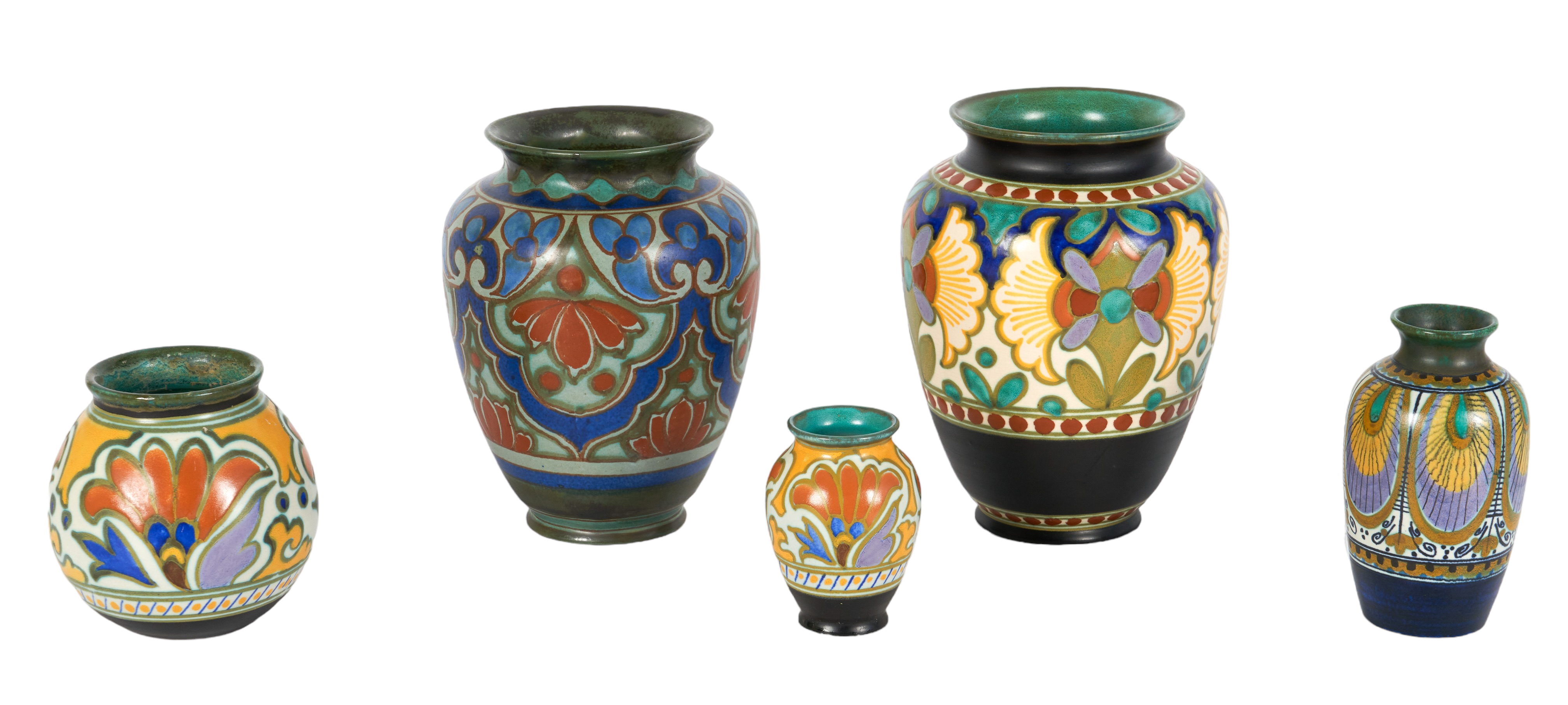 5 Gouda pottery vases to include 2e23d1