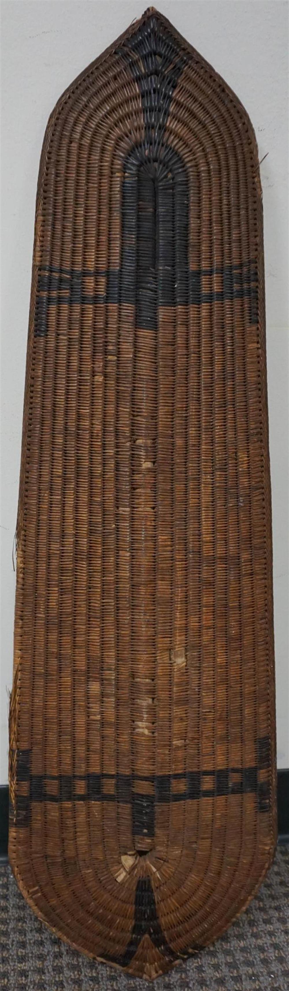 NATIVE AMERICAN INDIAN WOVEN BASKETRY 324d48