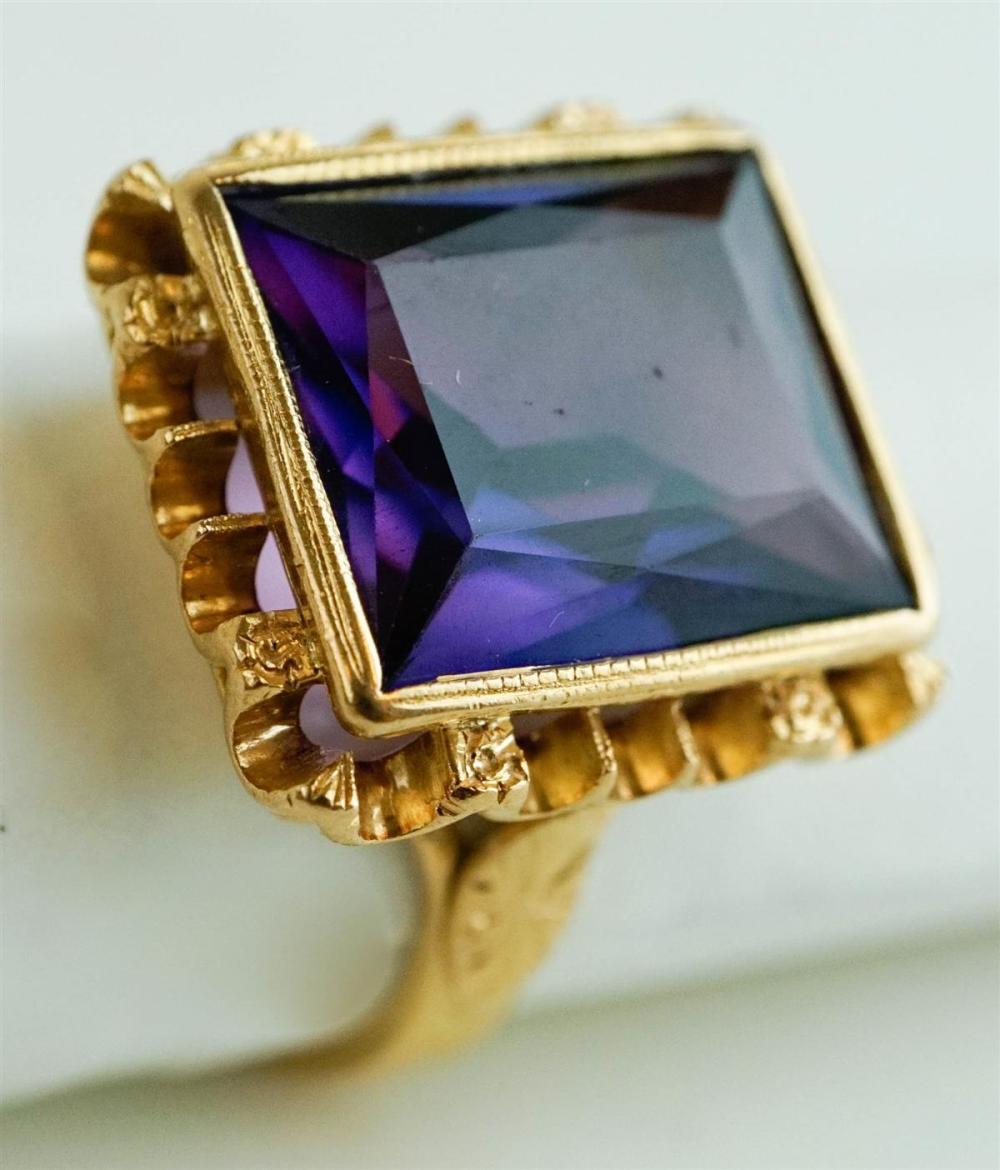 18K YELLOW GOLD AND AMETHYST RING18K 33a757
