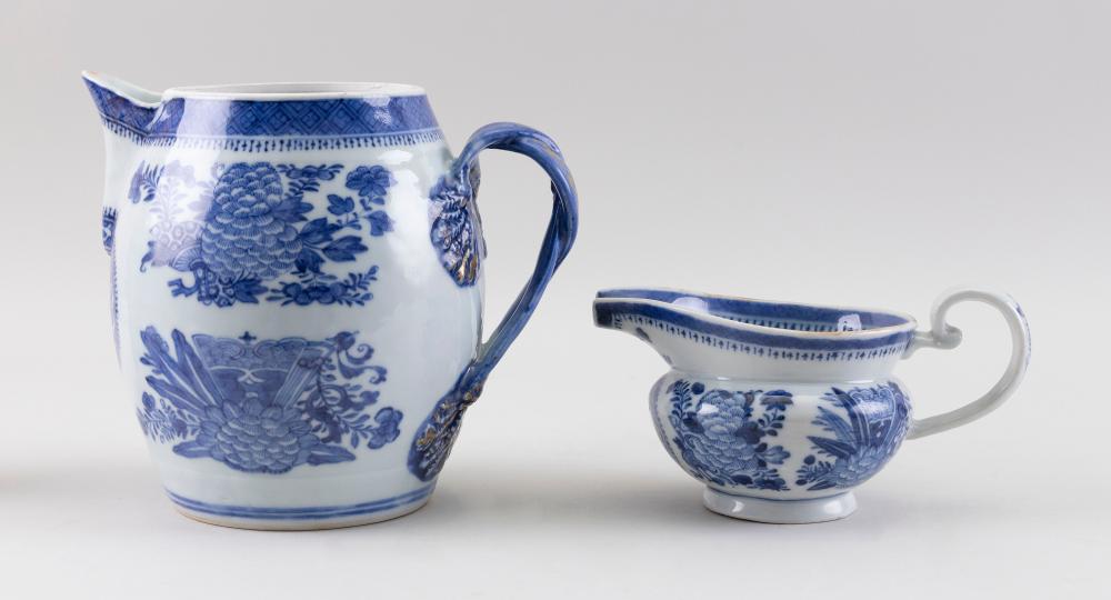 CHINESE EXPORT BLUE AND WHITE FITZHUGH 34e2c2