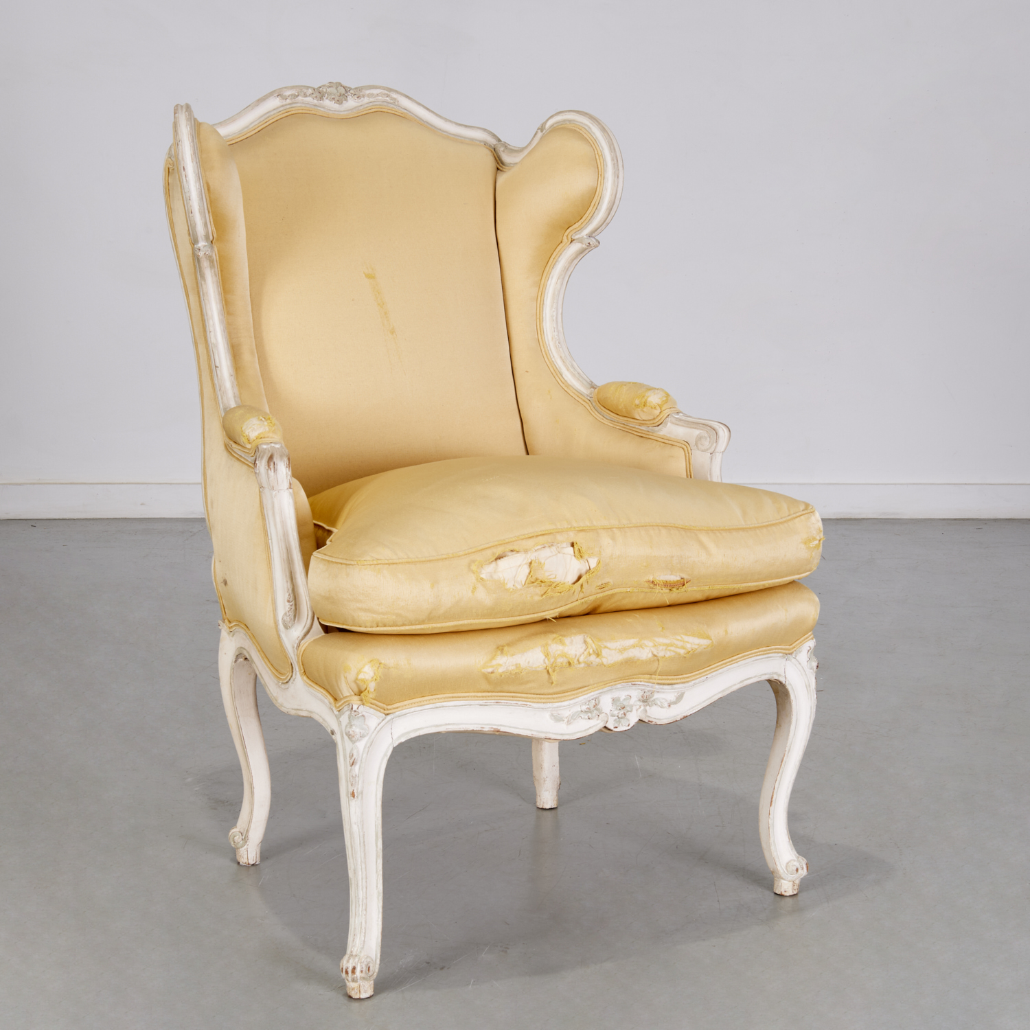 LOUIS XV STYLE PAINTED WING BACK 36034a