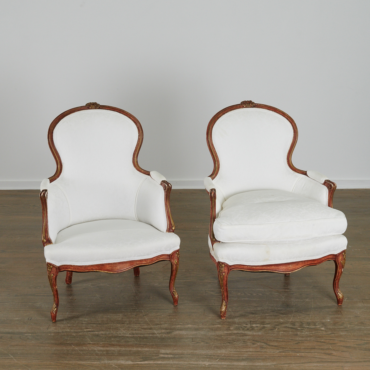 PAIR LOUIS XV STYLE PAINTED BERGERE 36283c