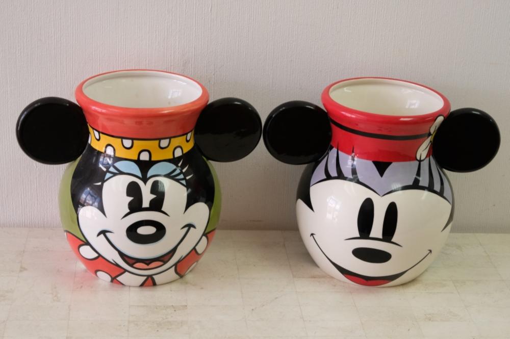 2 MICKEY MINNIE MOUSE VASES  366808