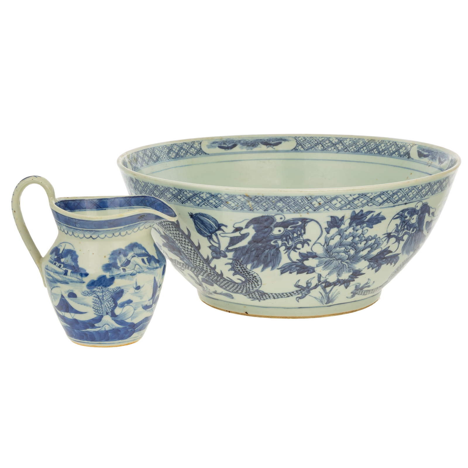 CHINESE EXPORT BLUE WHITE BOWL 369a46