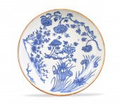 CHINESE BLUE & WHITE FLORAL CHARGER,
