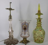 LOT OF ANTIQUE GLASS ITEMS. To