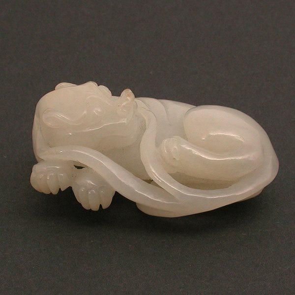 CHINESE CARVED WHITE JADE LION  3d1f53