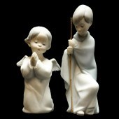TWO LLADRO PORCELAIN FIGURINESGrouping