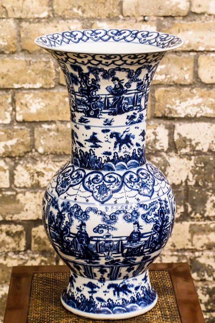 CHINESE BLUE AND WHITE PORCELAIN 3d104a