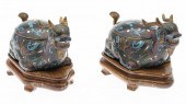 PAIR OF CHINESE DRAGON-FORM LIDDED BOXESPair