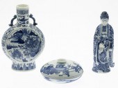 3 CHINESE BLUE AND WHITE PORCELAIN ARTICLES,