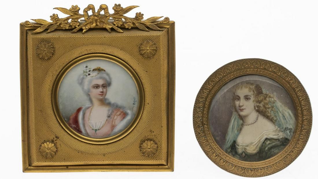 TWO PORTRAIT MINIATURES OF WOMENTwo