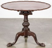 CHIPPENDALE MAHOGANY PIE CRUST TEA TABLEChippendale