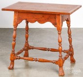 QUEEN ANNE STYLE MAPLE   3d3524