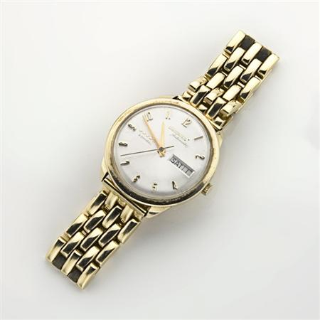Gentleman s Gold Wristwatch Longines  68b95
