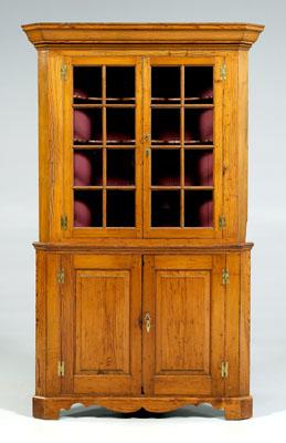 Southern Chippendale corner cupboard  90ae2
