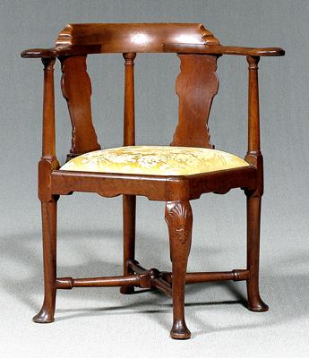 Chippendale walnut corner chair  91de3