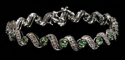 Emerald diamond bracelet 19 round 92bae