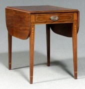 Fine Federal mahogany Pembroke table,