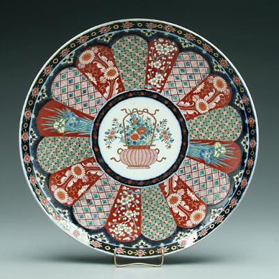 Large Japanese Imari charger central 94a83