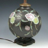 Roseville lamp with floral design b3ea7