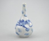 A Hirado Style Porcelain   b50a9