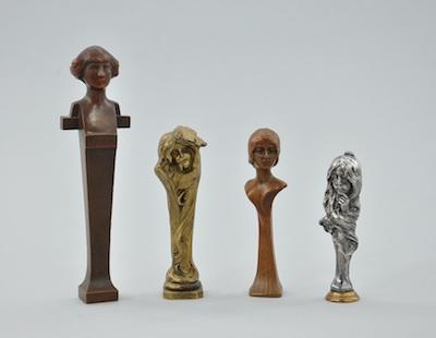 A Collection of Antique Bronze b4f89