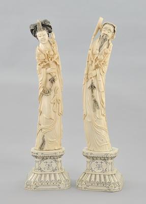 A Large Pair of Chinese Carved b5b87