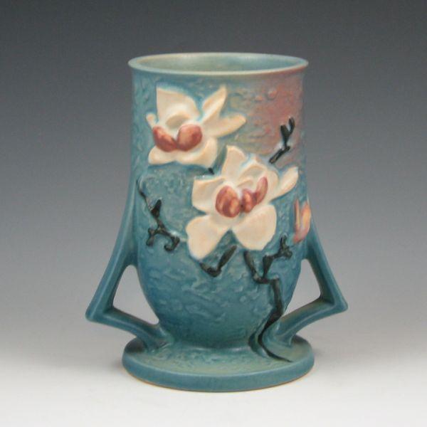 Roseville Magnolia vase in blue  b7225