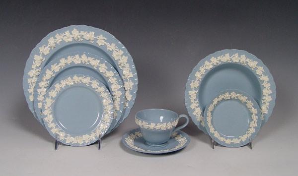 WEDGWOOD QUEENS WARE CHINA SERVICE: Embossed
