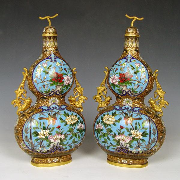 PAIR CHINESE CLOISONNE COVERED b7fae