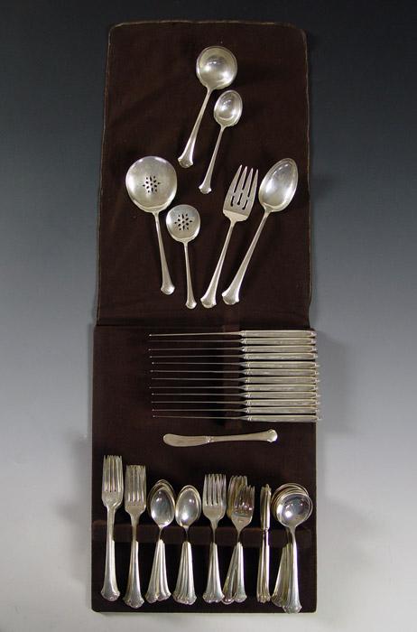 TOWLE CHIPPENDALE STERLING FLATWARE b80ae