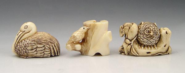 3 PIECE FIGURAL ANIMALS CARVED b94d4