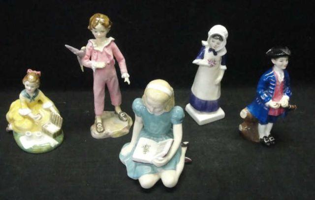 ROYAL DOULTON 5 Figurines of Children  bd929
