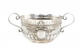 AN UNUSUAL VICTORIAN PUNCH BOWL 109481