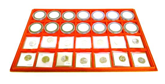 COINS Tray of 28 Coins Includes 10c3e4