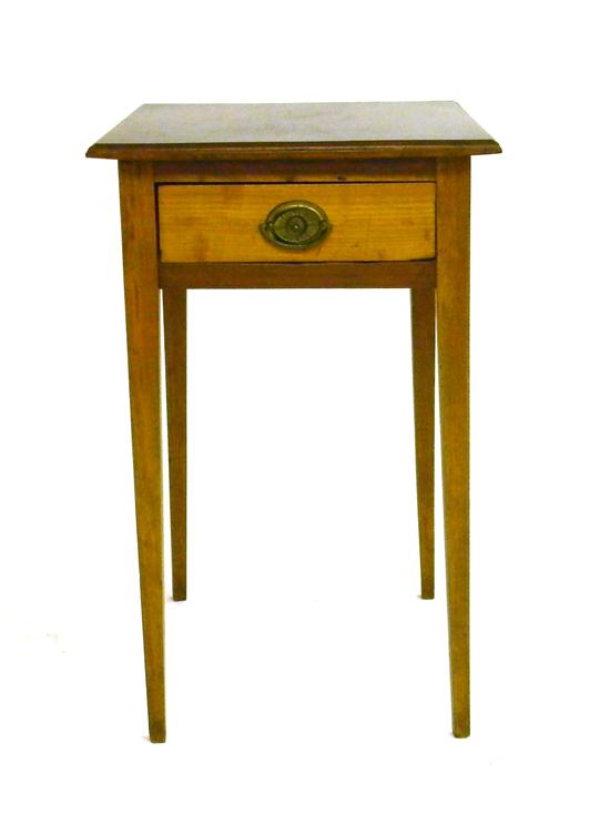 Early 19th C single drawer stand 10c493