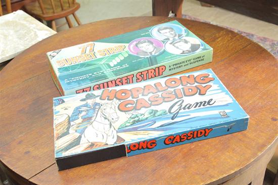 GROUP OF TWO BOARD GAMES 77 SUNSET 10ac66
