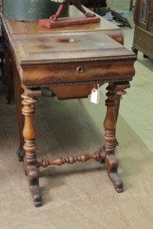 MAHOGANY SEWING STAND WITH ACCESSORIES  10ad6d