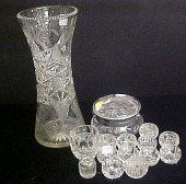 12 colorless cut glass vase  10cc1f